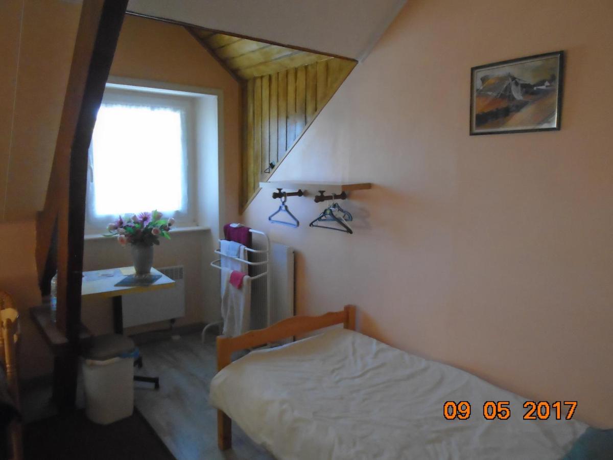 ユエルゴア La Mare Aux Fees Bed & Breakfast エクステリア 写真